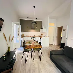 Charmante 3 Zimmer, Stadtwohnung Appartement Menton